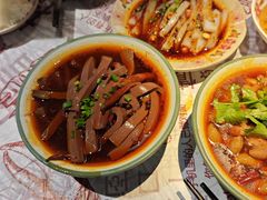 -耙吉吉川味小酒馆(本地人回头店)