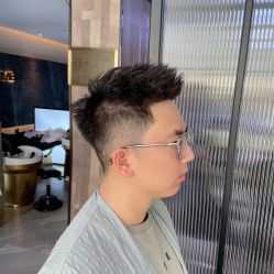 -MONE美发沙龙