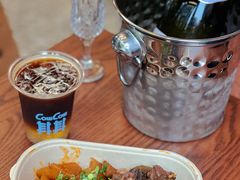 -CowCow其其·牛杂咖啡公司(六运店)