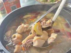 无花果浸鸡-盛得农家美食·无花果浸鸡·古法烧鸡·竹筒饭(白水寨森林海店)