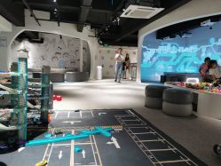 -MINI MARS KIDS CLUB亲子家庭中心(长宁天山店)