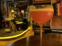 -城墙外BAR