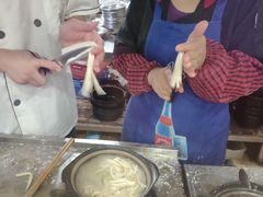 -一家人剪刀面(海伦国际店)