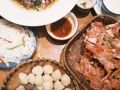 -老滇山寨•云南特色菜•地方菜•民族风情歌舞表演(金碧店)