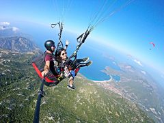 -费特希耶滑翔伞