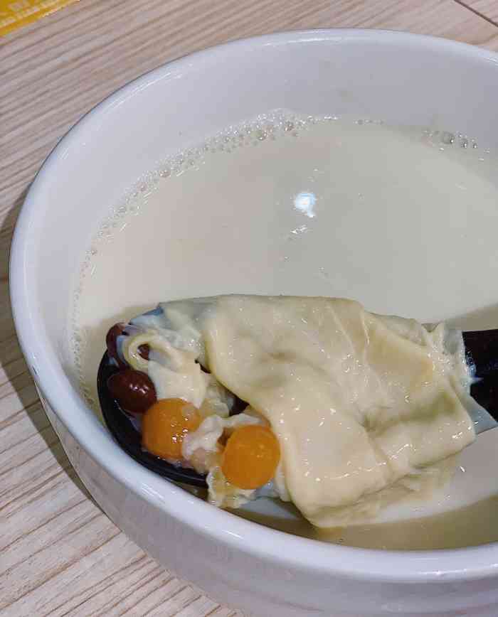 小田豆浆(普君店)-"普君新城的显眼位置[微笑]小田豆浆油条套.