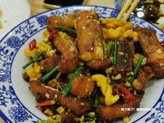 -江城燕子大排档(江汉路步行街店)