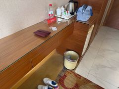 -维也纳智好酒店(深圳罗湖口岸国贸火车站店)