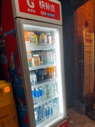 -CASTER跳舞俱乐部