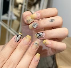 -悦指间美甲美睫