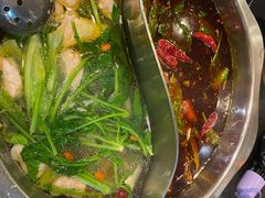 -重庆风光老灶火锅城(同德广场店)