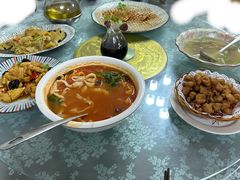 -天天向上素食餐厅(五台山店)
