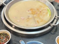 -老来福·非遗酸汤兔(凯旋路店)