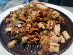 葱爆小羔羊肉-悦融琥珀·京鲁菜·海味珍品(西单店)