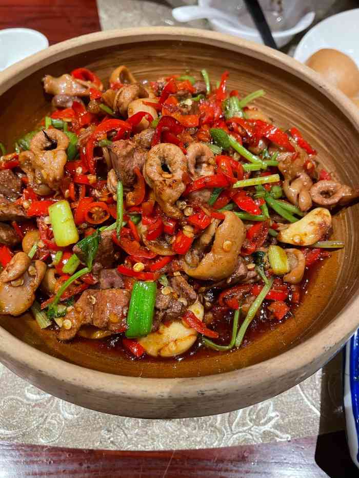 「猪三宝」猪大肠,猪小肠,猪干.喜欢吃的东西都在里面,一举