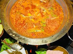 -野山舂·贵州现舂酸汤牛肉(东山店)