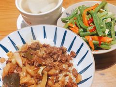 -红猪卤肉饭(大西洋美食城店)