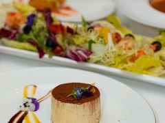 -龙虾酒吧扒房(宁波香格里拉店)
