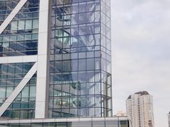 -LuOne凯德晶萃广场(徐家汇路店)
