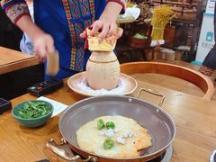 -吃饭皇帝大土家民族菜(正大广场店)