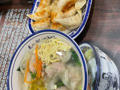 -长人馄饨铺(解放街店)