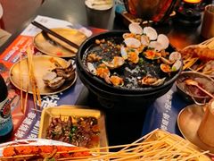 -何师烧烤Pro ·江湖川菜·小龙虾·精酿(太古里旗舰店)