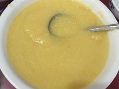 -溢心园香河肉饼总店