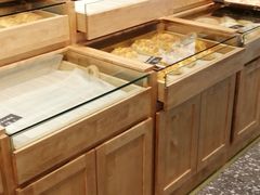 面包甜点陈列柜-原麦世家(府琛大厦店)