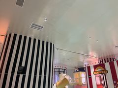 -涨巢·潮玩水疗局