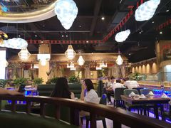 大堂-龙泉人椰子鸡·糟粕醋·地标海南菜(龙昆南店)