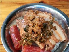 -梁阿婆廿年老牌扣肉糯米饭