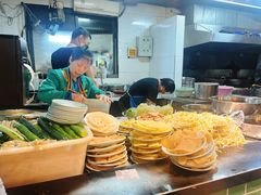 -肖肖酸萝卜鱼火锅(总店)