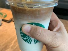 -星巴克(浦东机场T2到达店)