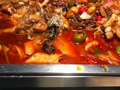 -鸣记脆皮烤鱼·海鲜烤鱼(三八广场店)