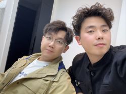 -蓝调造型·烫发·染发