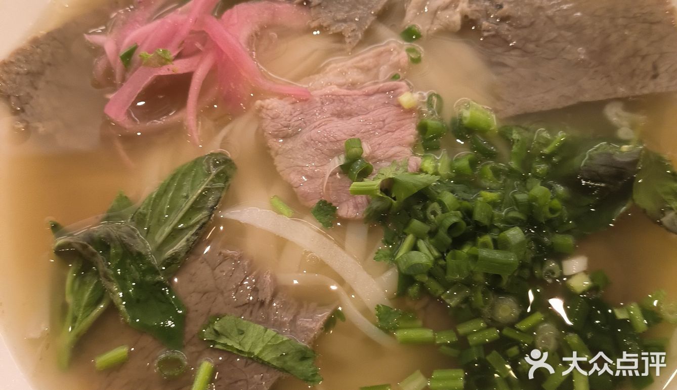 品味一下西贡在巴黎的异域味道。这家餐厅的面积很大