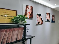 -ME觅妆·定制美妆·彩妆私教(菱角湖店)