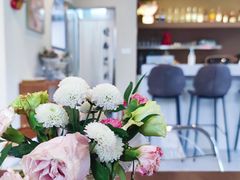 -Fridi Patisserie Cafe