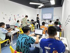 -童程童美信奥赛科技特长·乐高编程科创机器人(万达银盆岭校区)