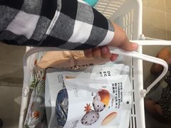 -名创优品(广东省广州琶洲保利广场店)