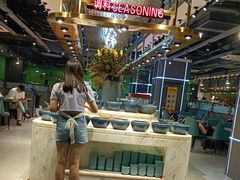 -金滏山烤肉·海鲜·火锅自助餐厅(襄阳万达店)