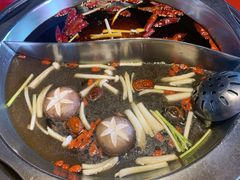 鸳鸯老火锅-山城辣妹子(定福庄店)