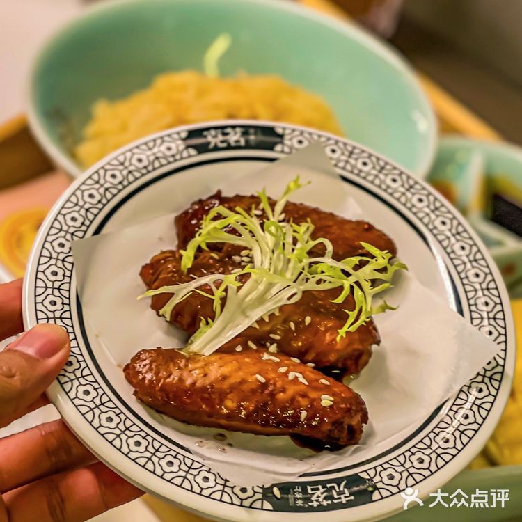 广州首家克茗冰室·臻选｜古典深海绿，粤菜头牌烧鹅