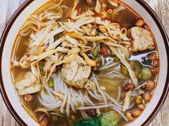 -螺丰汇柳州螺蛳粉(苹果园地铁站F口店)
