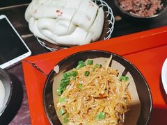 -蓝田九大碗民俗食府(蓝田店)