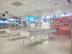 -J-Color眼镜·蔡司·依视路授权店(槐房万达广场店)