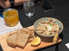 滇南杂菌配酸面包-山野板扎·云贵川Bistro(上海首店)