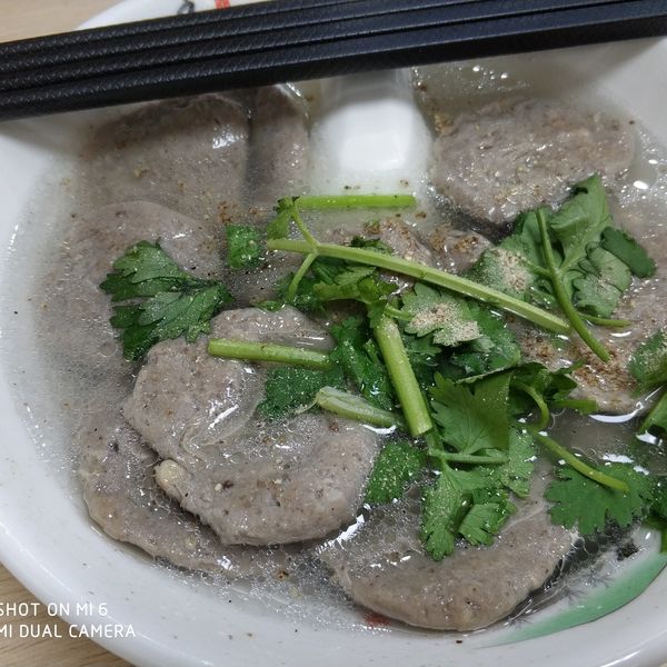 牛肉餅湯粿條