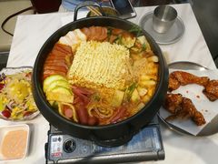 肥牛部队锅-博姆炸鸡精品餐厅(常发广场店)