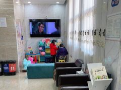 -茂菊口腔连锁(浦东南路店)